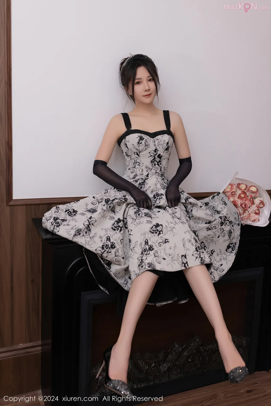 XIUREN No.8106 – 8115 (790 photos)