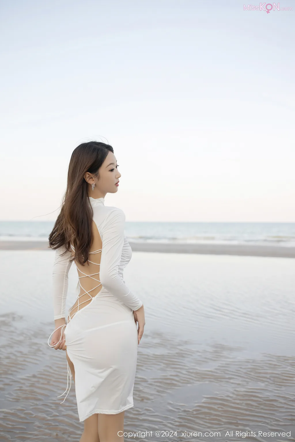 XIUREN No.8106 – 8115 (790 photos)
