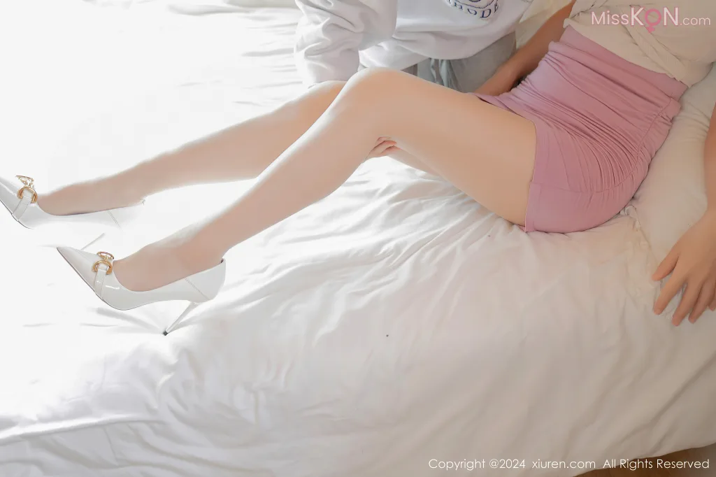 XIUREN No.8106 – 8115 (790 photos)