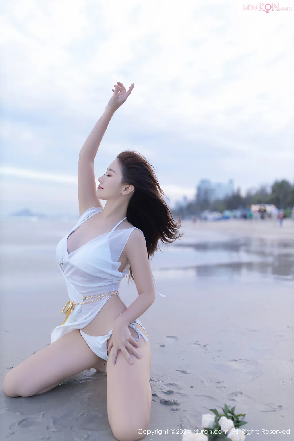 XIUREN No.8116 – 8125 (782 photos)