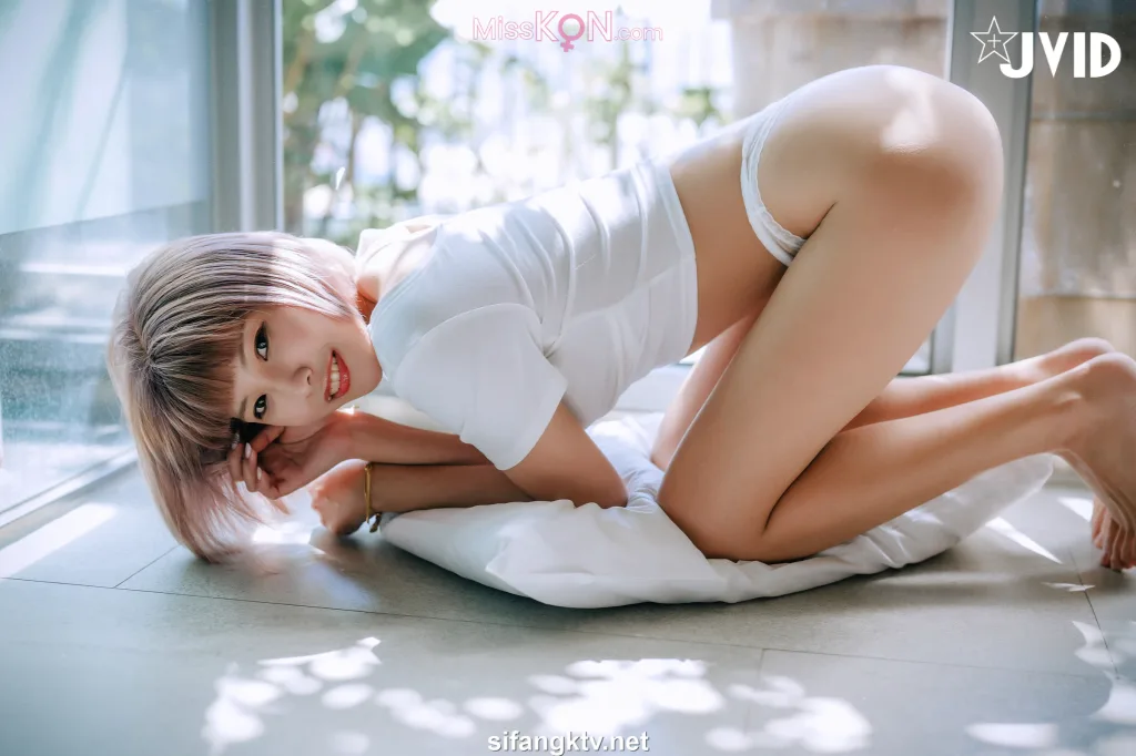 [JVID] 果宝宝: 未曾謀面的網戀小女友果寶寶❤️－相約見面🔞濕身超魅惑🔥 (179 photos )