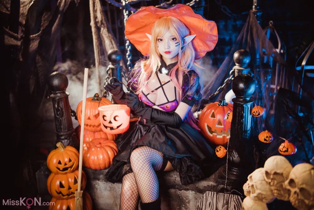 Coser@狐玖玖: 喜多川万圣节 (14 photos)