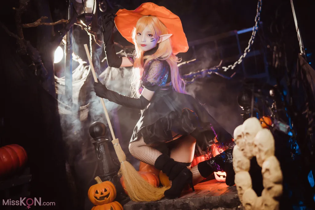 Coser@狐玖玖: 喜多川万圣节 (14 photos) – Page 2