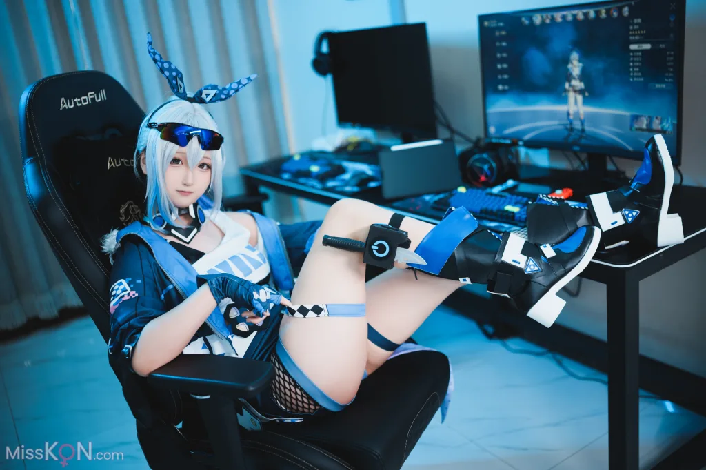 Coser@Seele麦麦: 银狼的满分游戏记录 (149 photos)
