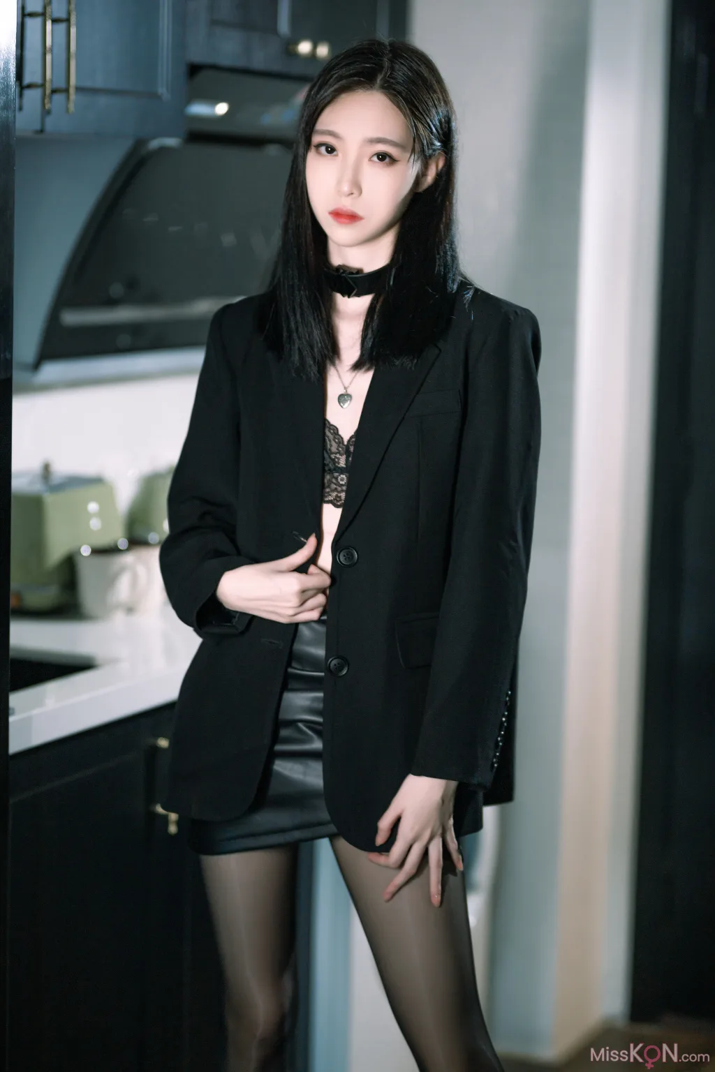 Coser@许岚LAN: 黑丝西装 (40 photos) – Page 4