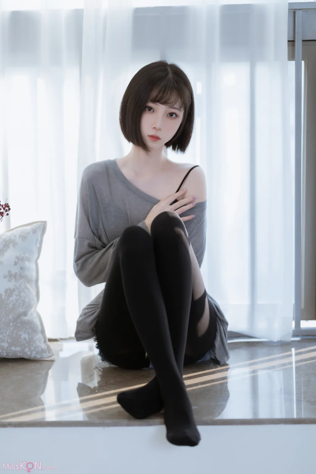 Coser@许岚LAN: 半透毛衣 (40 photos)