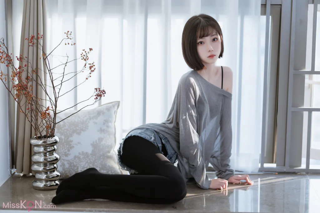 Coser@许岚LAN: 半透毛衣 (40 photos)