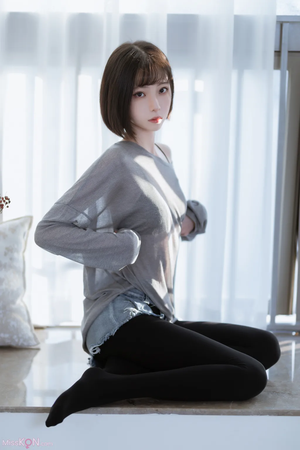 Coser@许岚LAN: 半透毛衣 (40 photos)