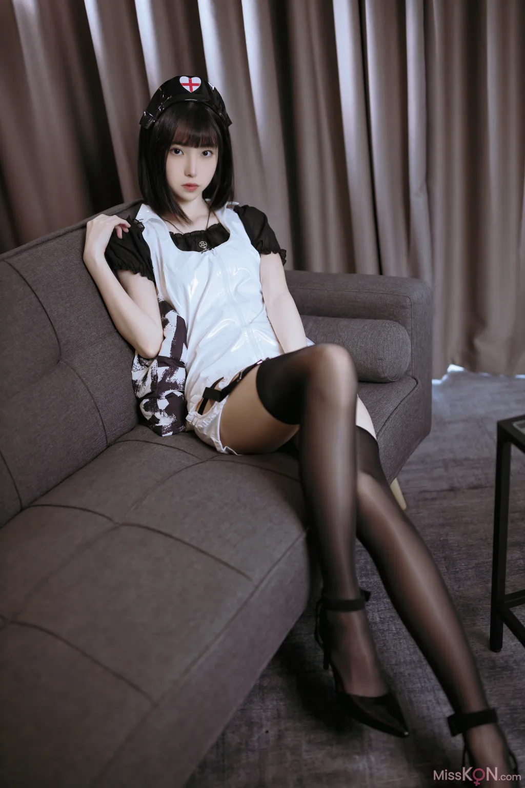 Coser@许岚LAN: 黑丝护士 (40 photos) – Page 2