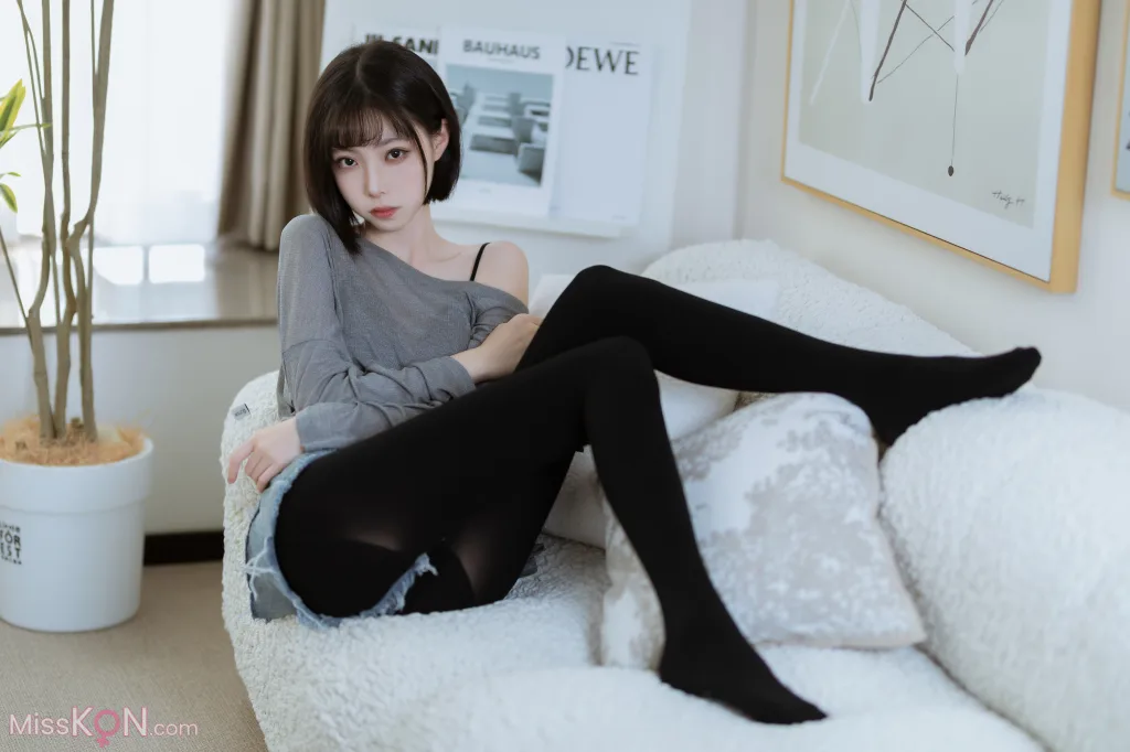 Coser@许岚LAN: 半透毛衣 (40 photos) – Page 4