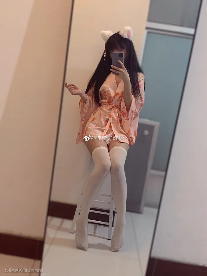 Coser@佳佳好难啊: 微博36部合集 (614 photos)