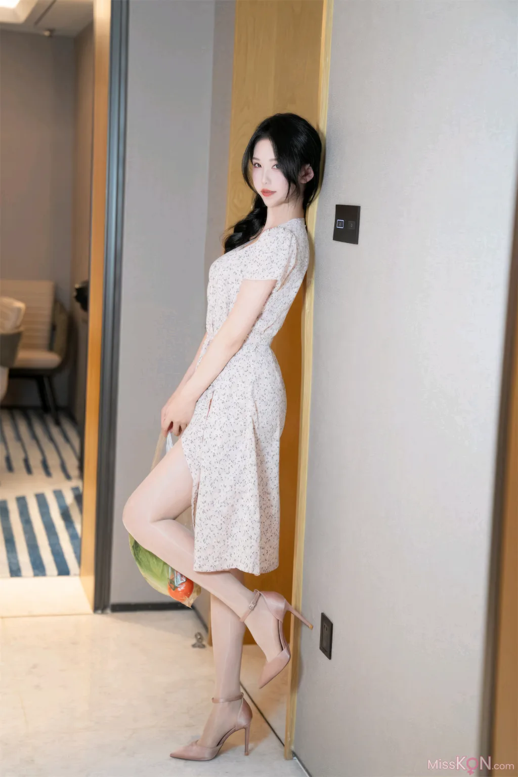 Coser@抖娘-利世: 保姆与老头 (140 photos )