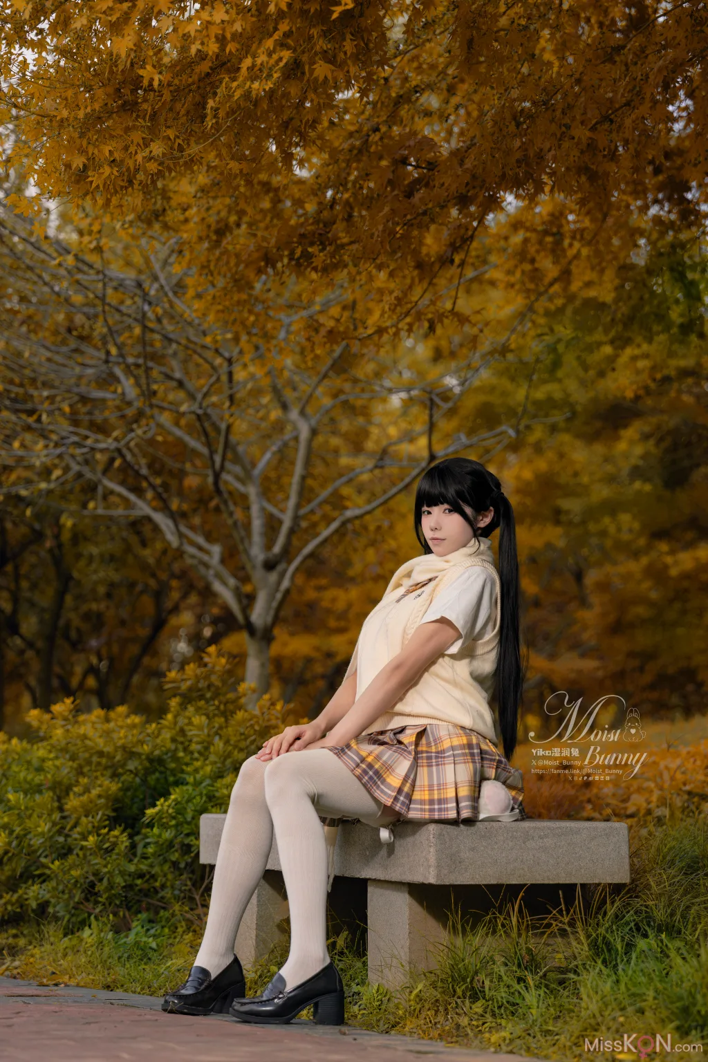 Coser@黏黏团子兔: 冬の邂逅 小舞蹈 (42 photos)