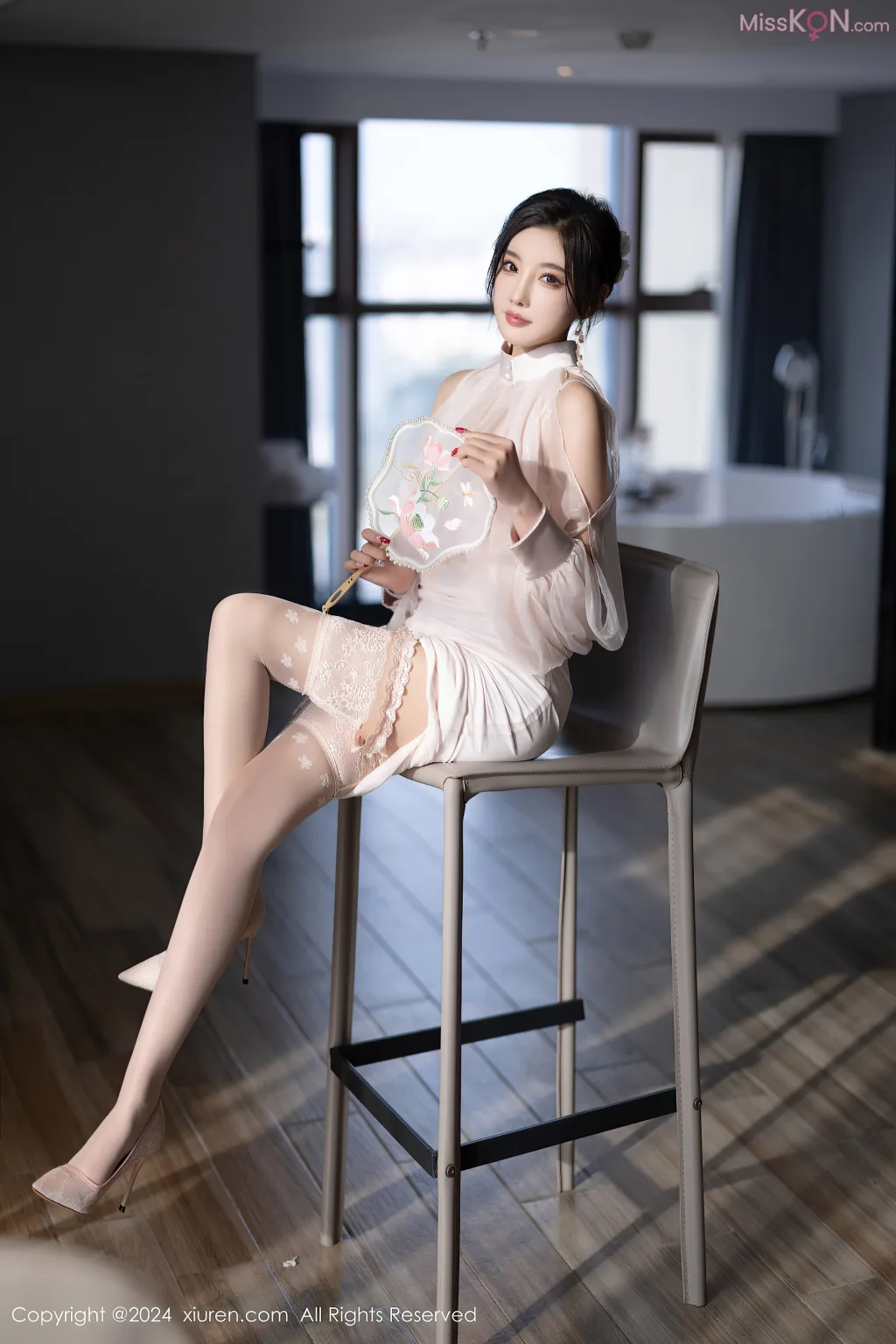 XIUREN No.8286 – 8295 (763 photos)