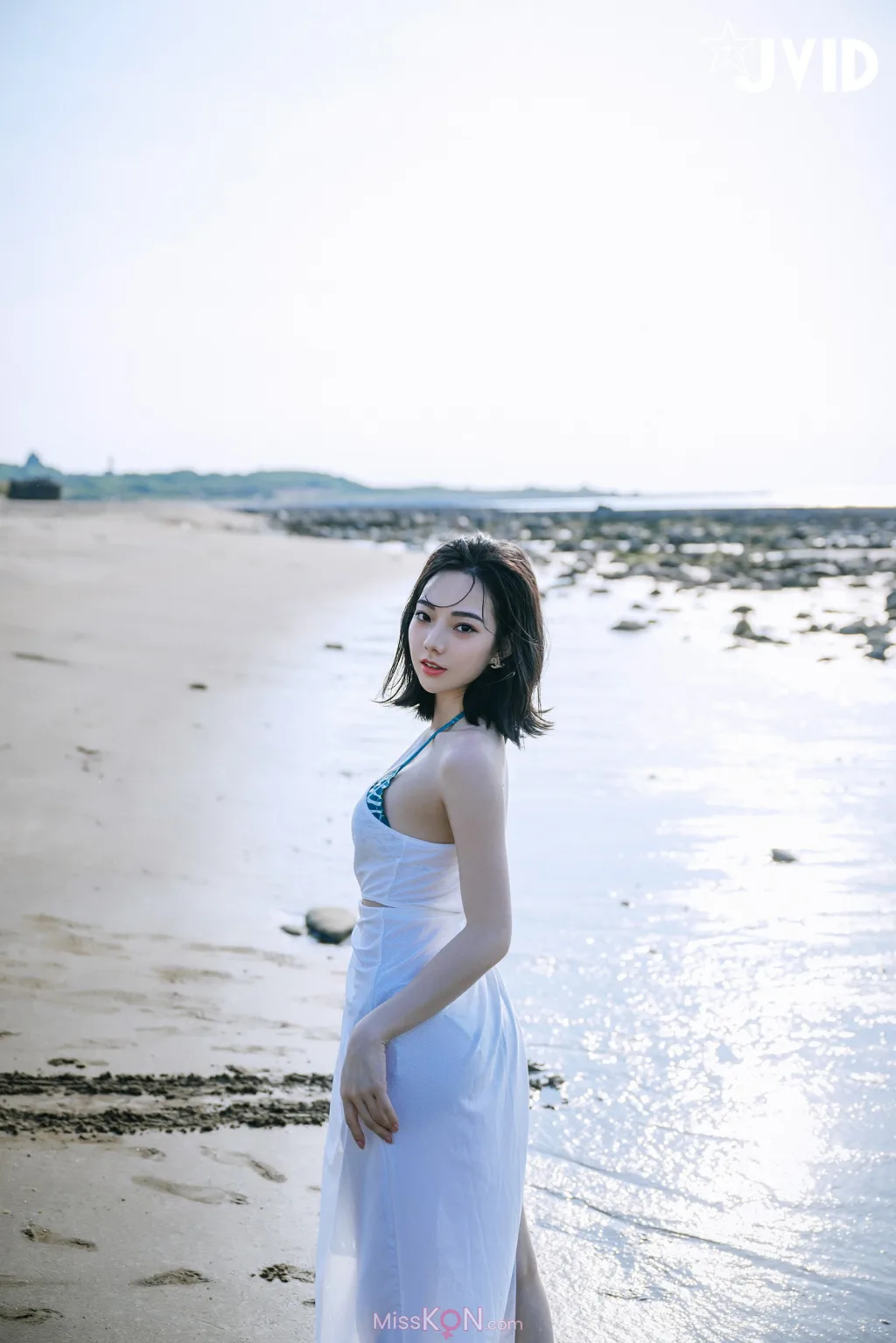 [JVID] 啾啾: 超熱情火辣的比基尼登場 (66 photos )