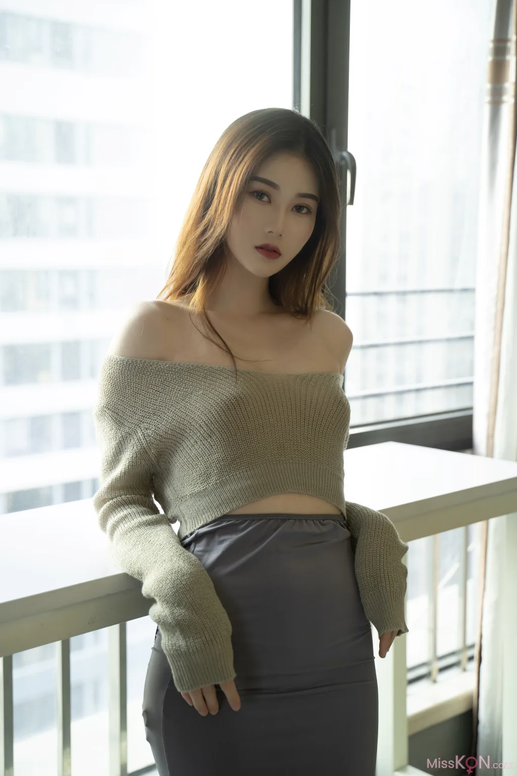 熙涵: 妹妹毛衣 (64 photos)