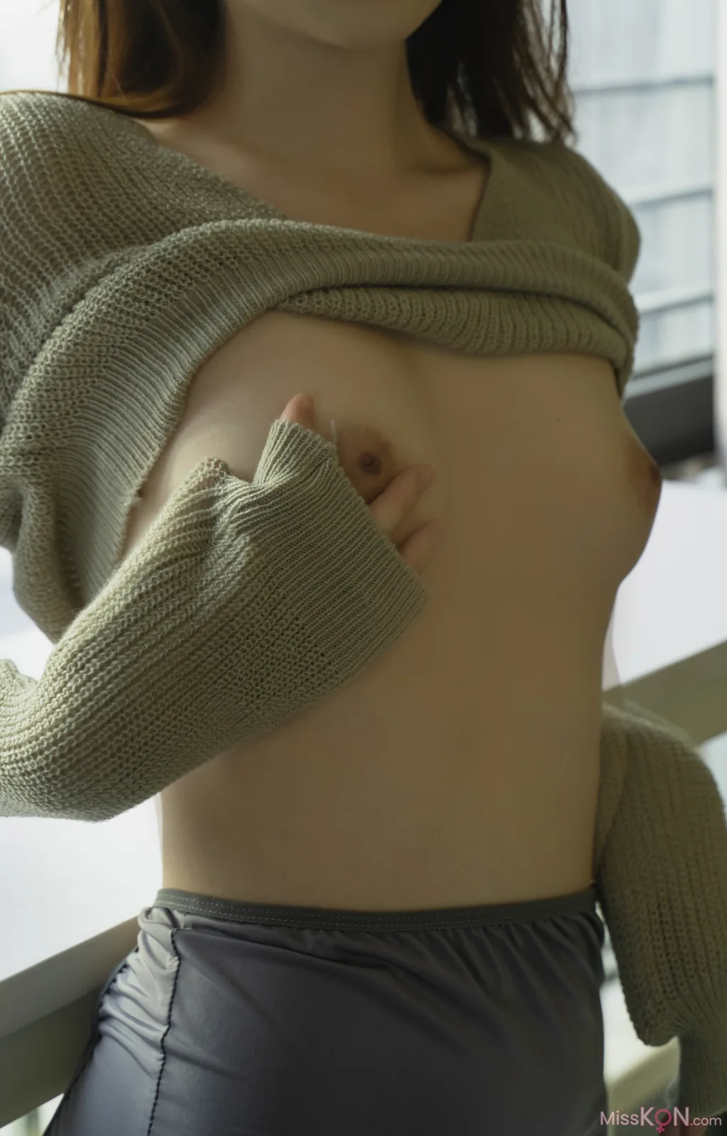 熙涵: 妹妹毛衣 (64 photos)