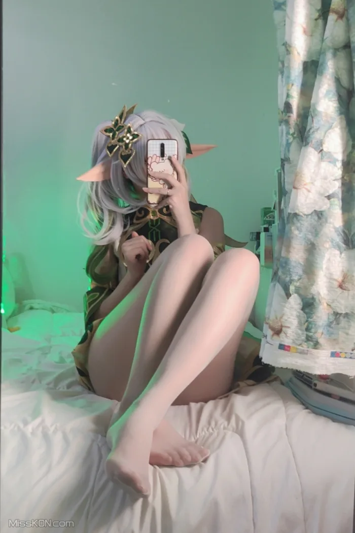 Coser@洛桑w伊梓: 小草神 (29 photos + 3 videos)