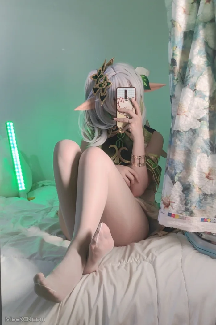 Coser@洛桑w伊梓: 小草神 (29 photos + 3 videos)