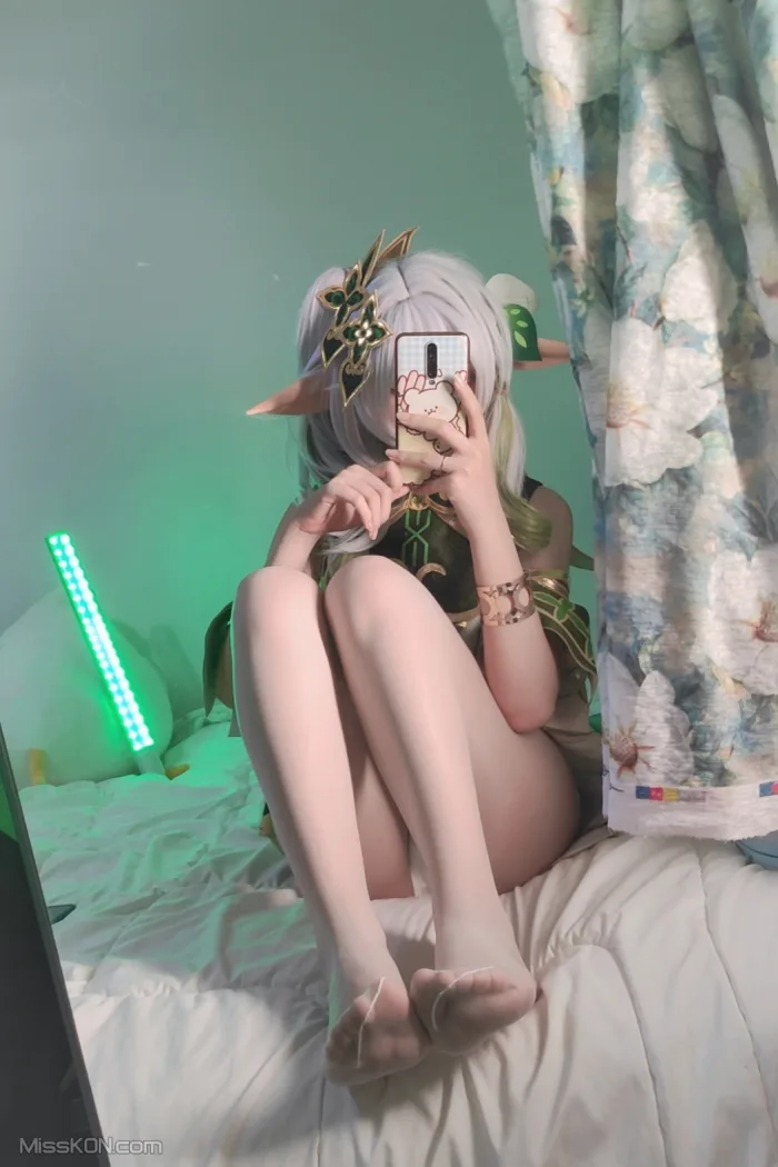 Coser@洛桑w伊梓: 小草神 (29 photos + 3 videos)