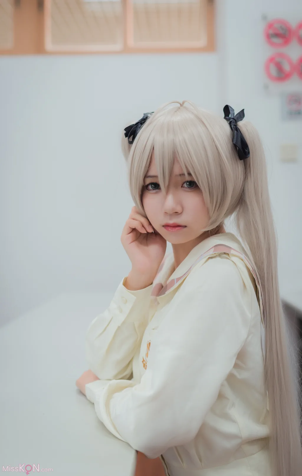 Coser@白金Saki: 五更琉璃-旗袍 (14 photos)