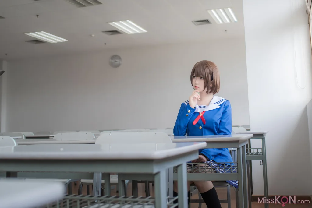 Coser@白金Saki: 三个女仆 (29 photos)