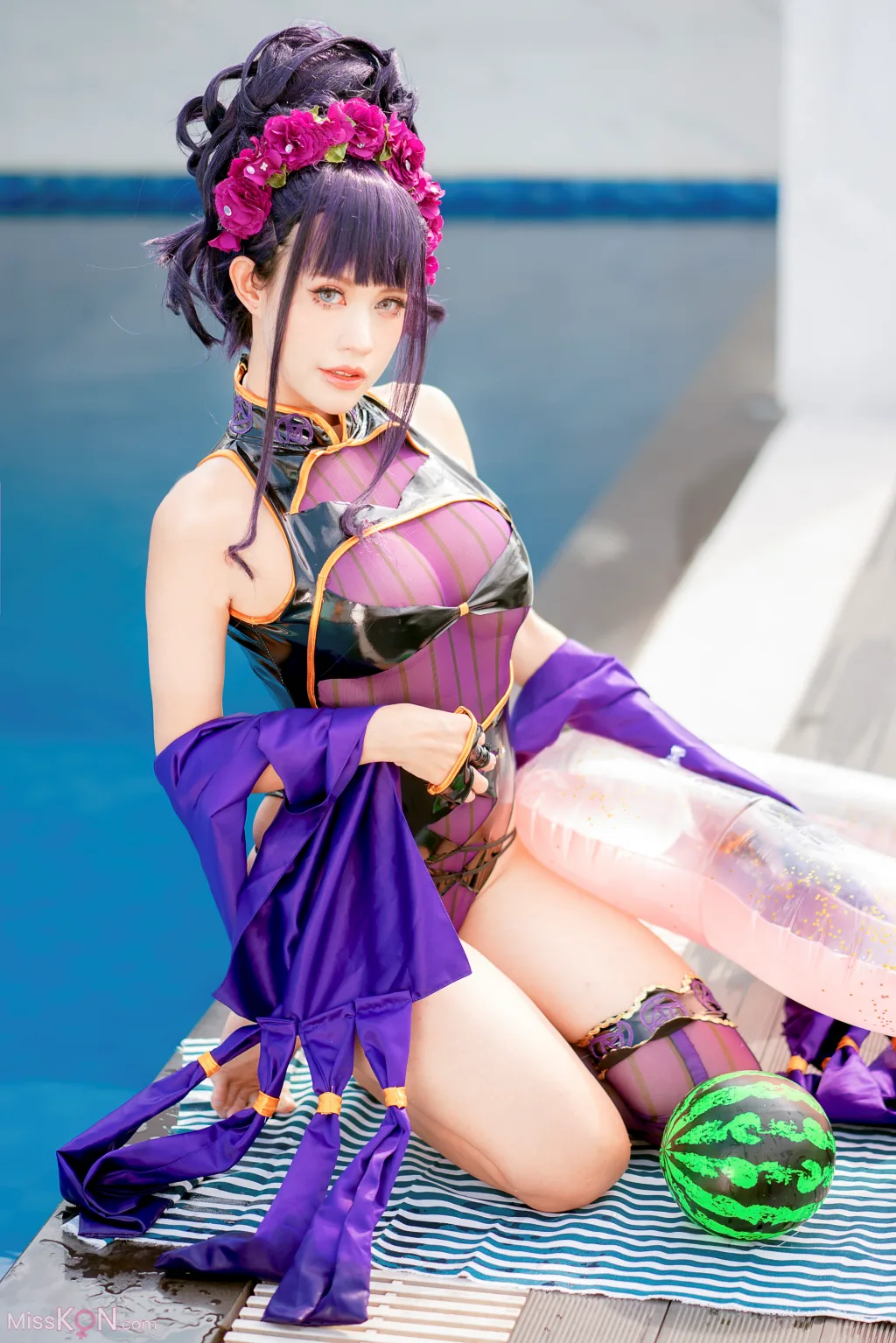 Coser@PingPing: 紫式部泳装 (52 photos)