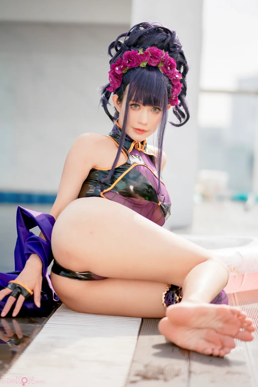 Coser@PingPing: 紫式部泳装 (52 photos)
