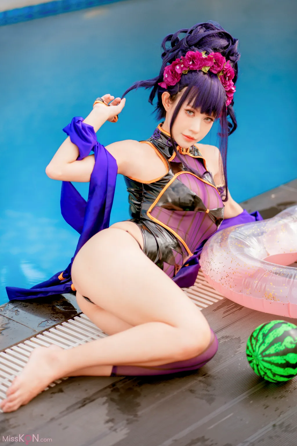 Coser@PingPing: 紫式部泳装 (52 photos)