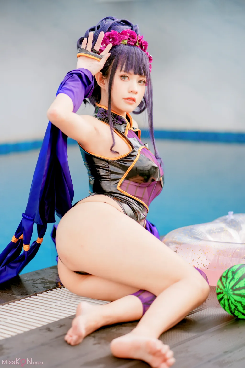 Coser@PingPing: 紫式部泳装 (52 photos)
