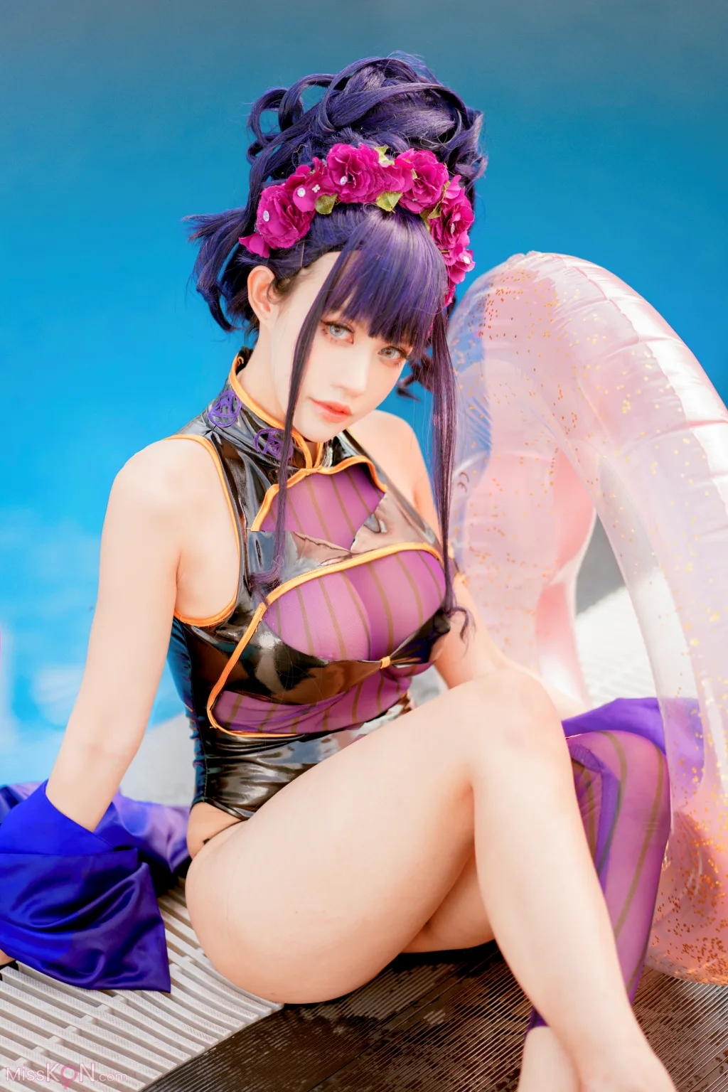 Coser@PingPing: 紫式部泳装 (52 photos)