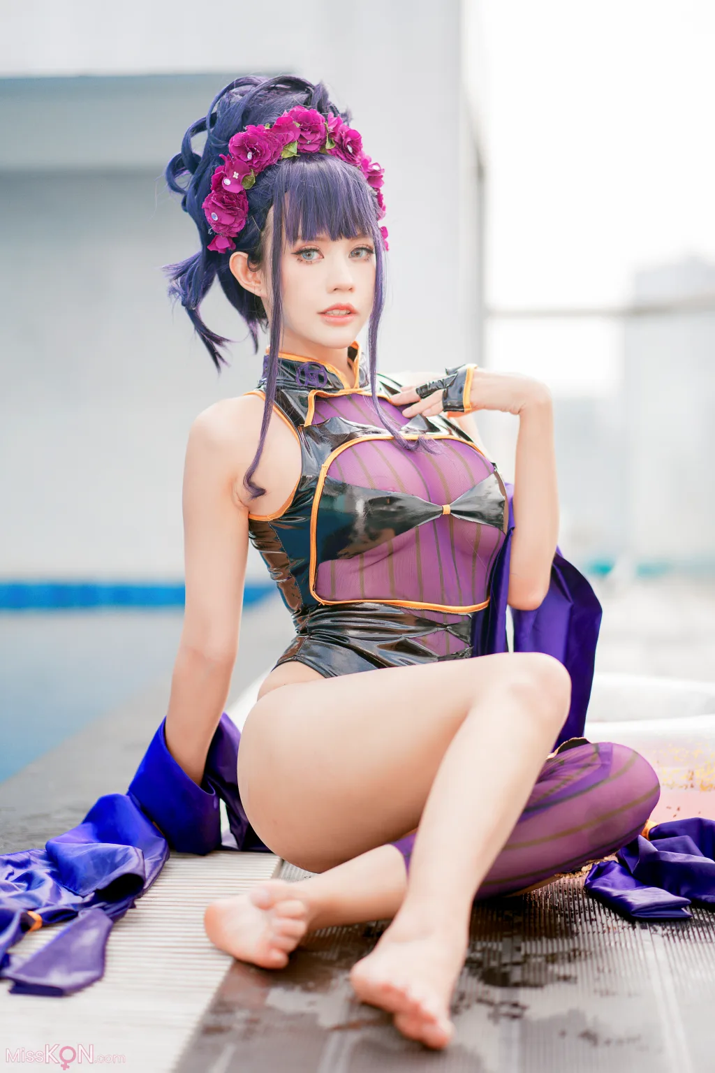 Coser@PingPing: 紫式部泳装 (52 photos)