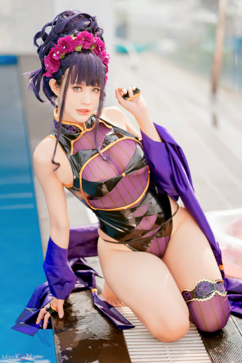 Coser@PingPing: 紫式部泳装 (52 photos)