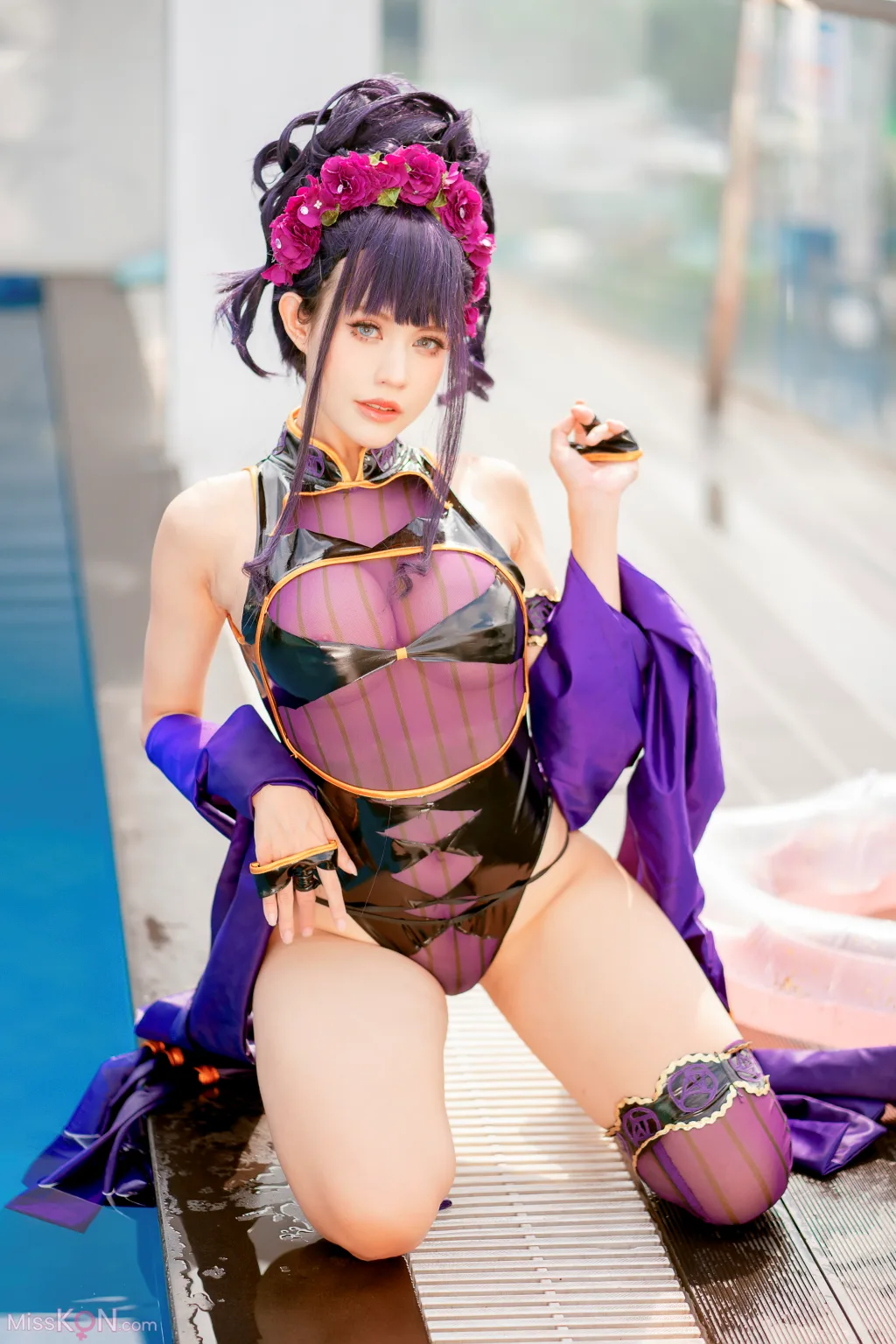 Coser@PingPing: 紫式部泳装 (52 photos)