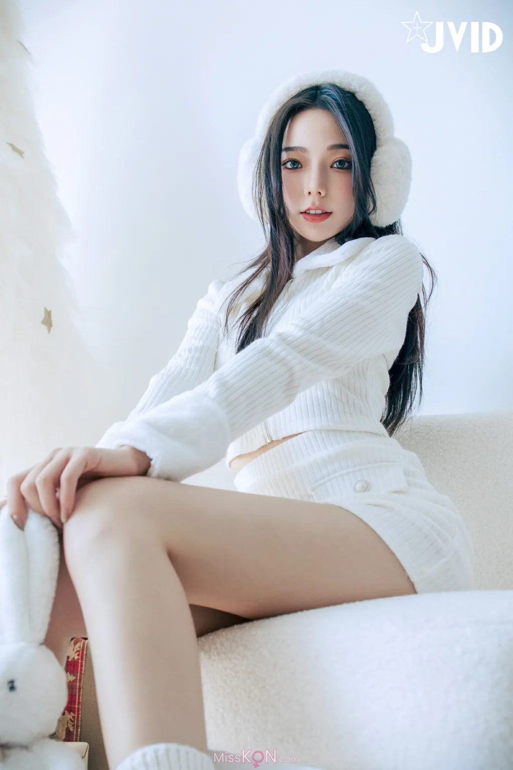 [JVID] 啾啾: 純白性感小公主啾啾降臨 (194 photos )