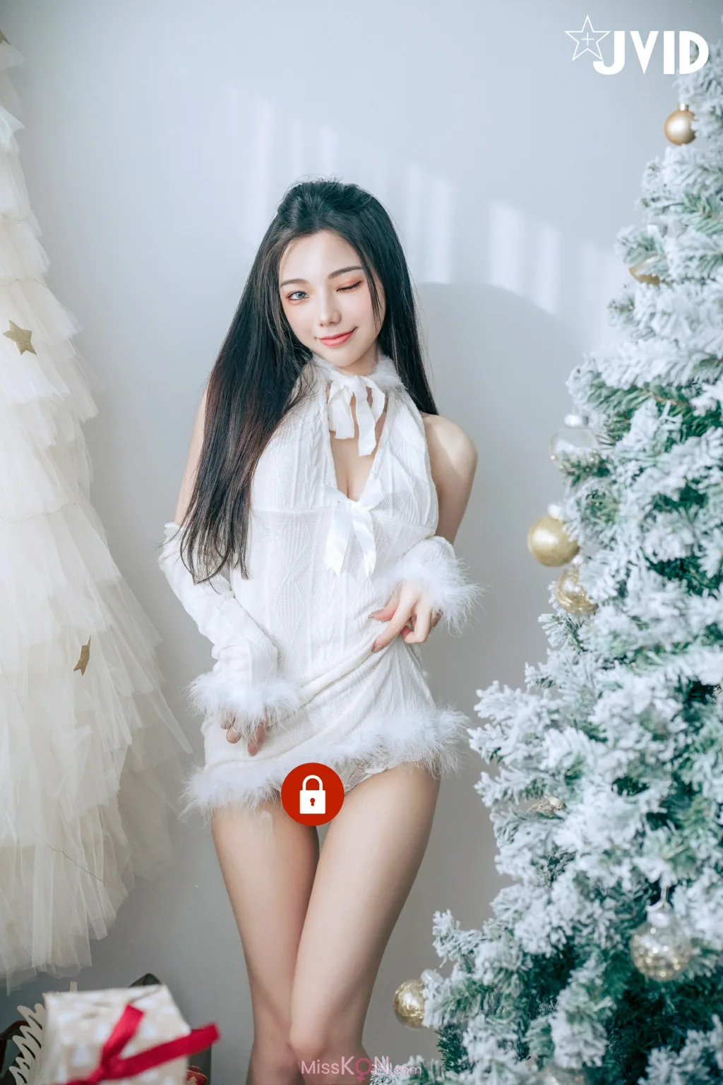 [JVID] 啾啾: 純白性感小公主啾啾降臨 (194 photos )