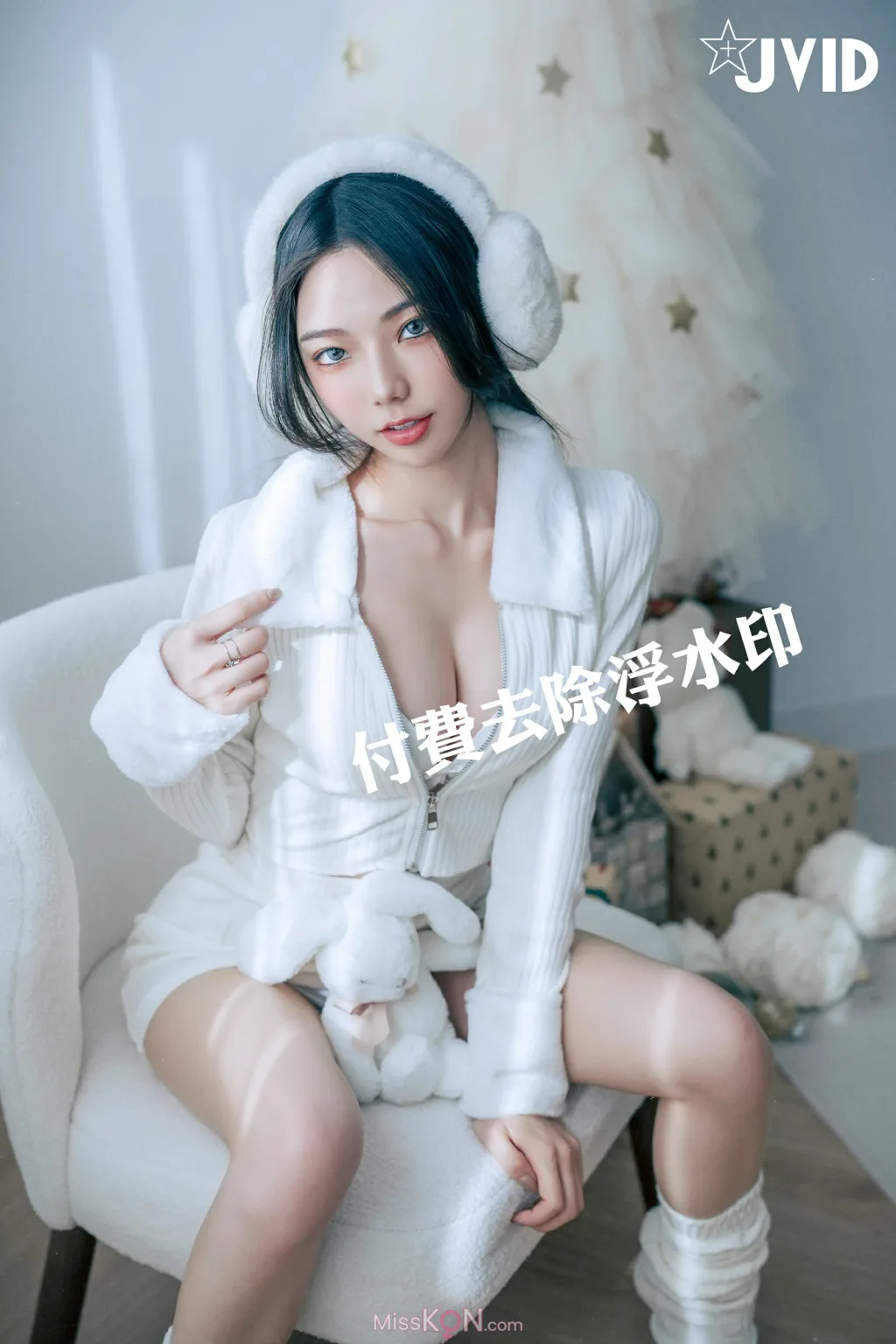 [JVID] 啾啾: 純白性感小公主啾啾降臨 (194 photos )