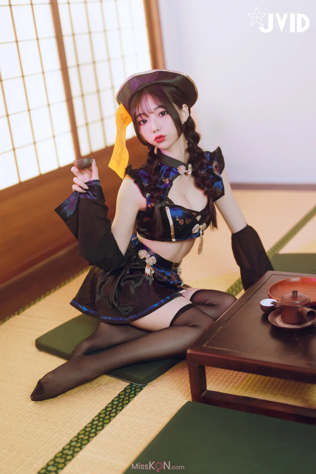 [JVID] 啾啾: ゾンビ殭屍版女友注射愛の能量變成人類!!! (178 photos)