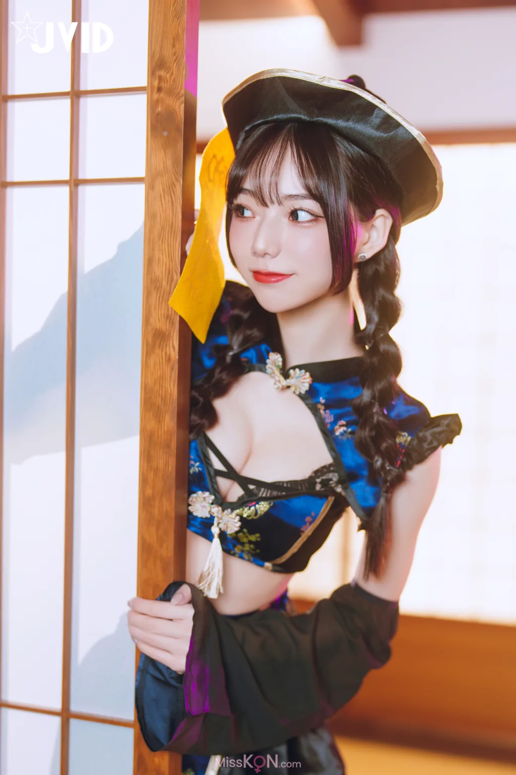 [JVID] 啾啾: ゾンビ殭屍版女友注射愛の能量變成人類!!! (178 photos)