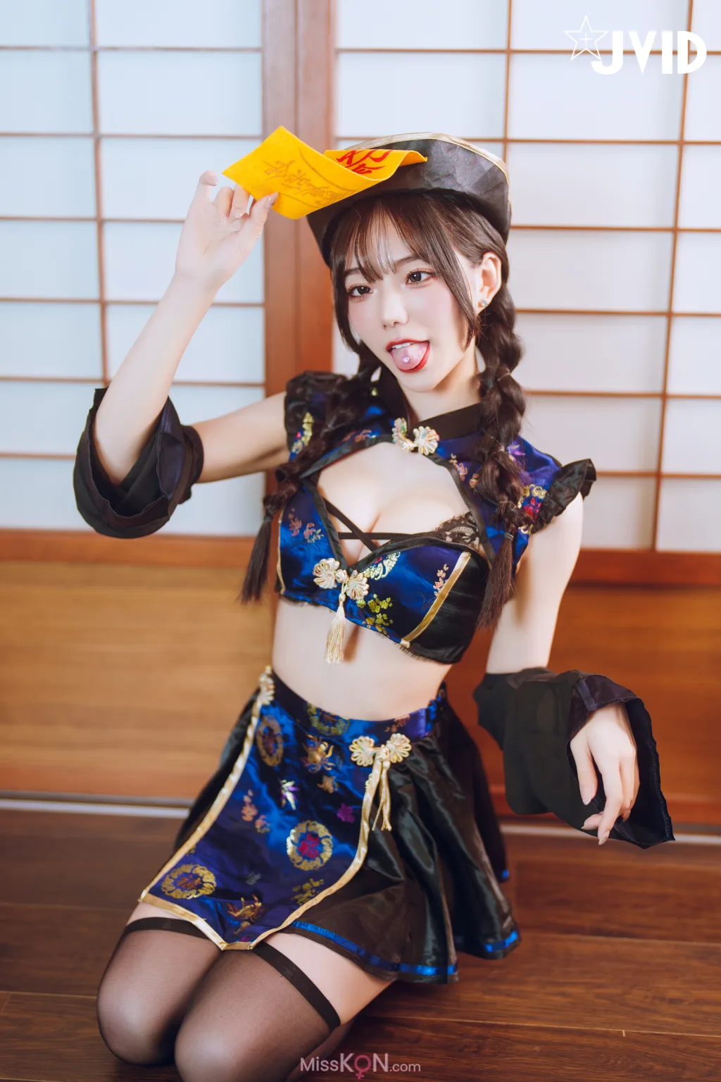 [JVID] 啾啾: ゾンビ殭屍版女友注射愛の能量變成人類!!! (178 photos)