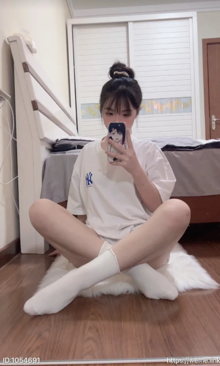 Coser@Bangni邦尼: 微密圈+Cos合集 老师OL+偷偷在房间玩ss游戏+八重神子 (185 photos + 43 videos)