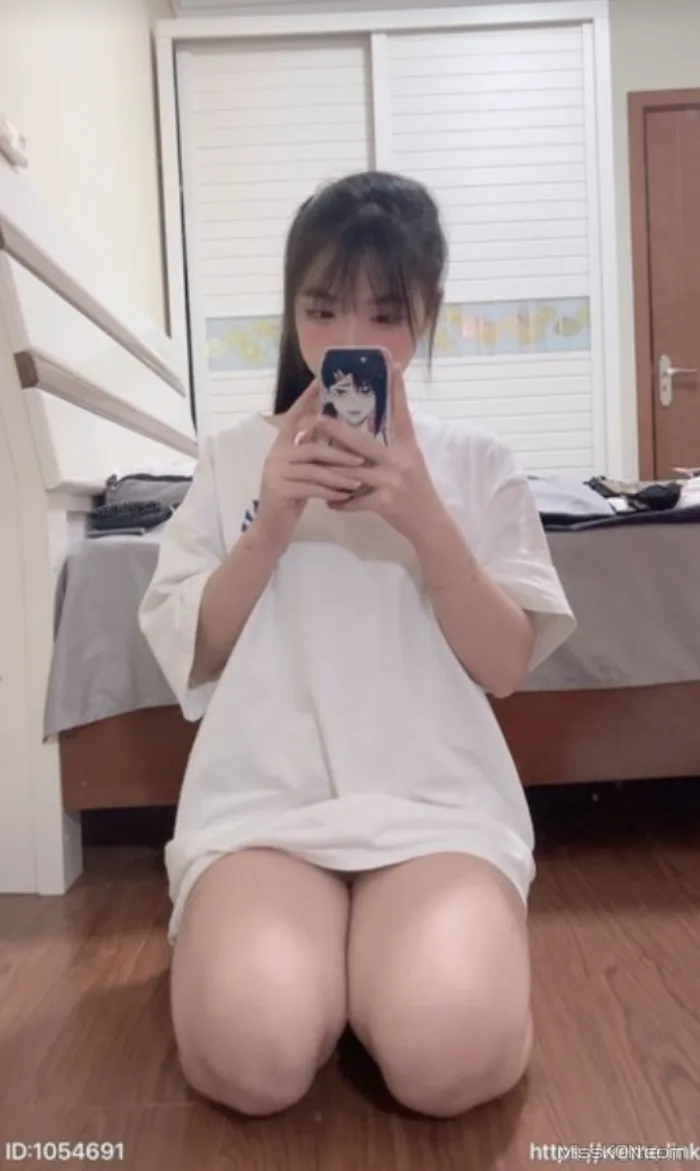 Coser@Bangni邦尼: 微密圈+Cos合集 老师OL+偷偷在房间玩ss游戏+八重神子 (185 photos + 43 videos) – Page 2