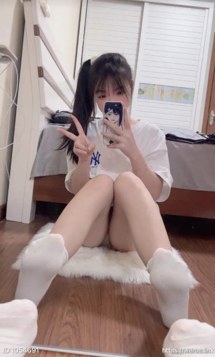 Coser@Bangni邦尼: 微密圈+Cos合集 老师OL+偷偷在房间玩ss游戏+八重神子 (185 photos + 43 videos) – Page 2