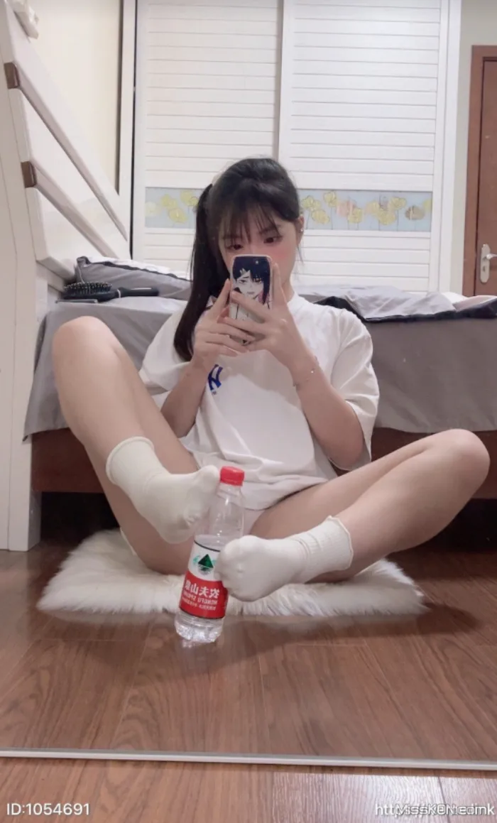 Coser@Bangni邦尼: 微密圈+Cos合集 老师OL+偷偷在房间玩ss游戏+八重神子 (185 photos + 43 videos) – Page 3