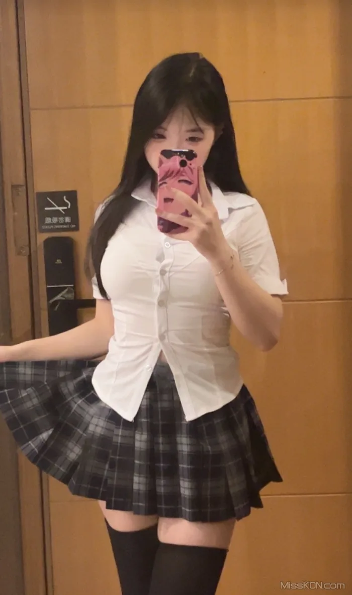 Coser@Bangni邦尼: 微密圈+Cos合集 老师OL+偷偷在房间玩ss游戏+八重神子 (185 photos + 43 videos) – Page 9