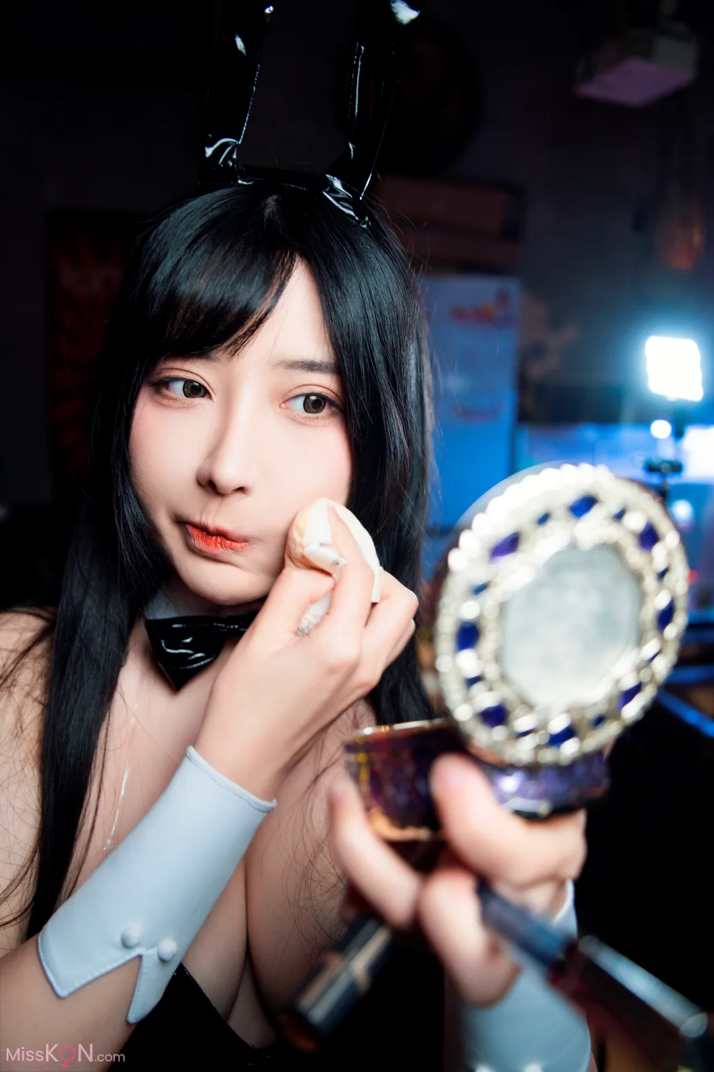 Coser@糖果果Candy: 黑胶兔兔2 (159 photos)