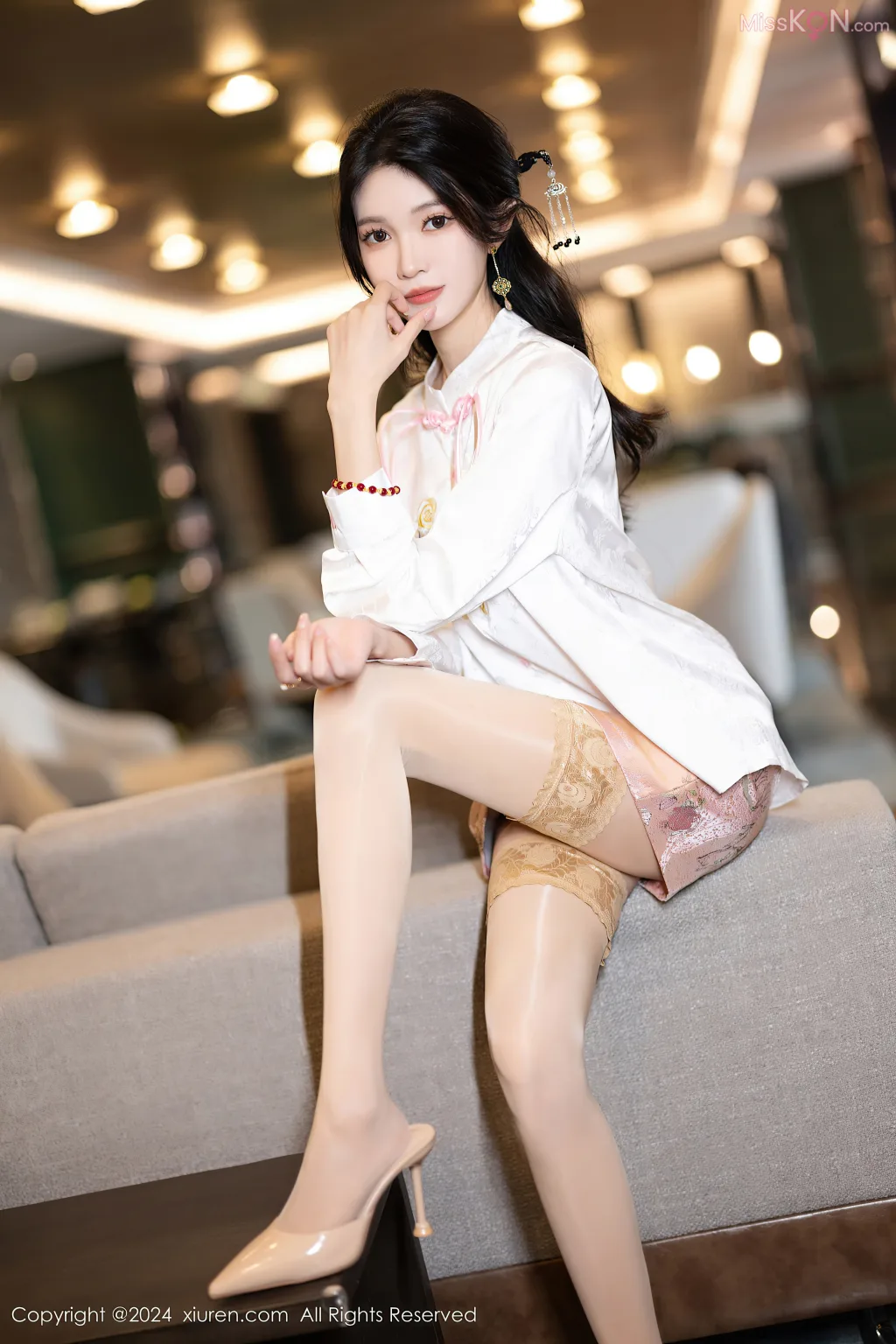 XIUREN No.8346 – 8355 (799 photos)