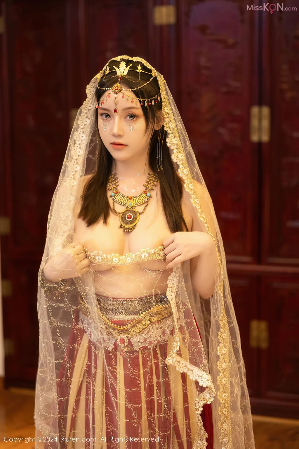 XIUREN No.8346 – 8355 (799 photos)