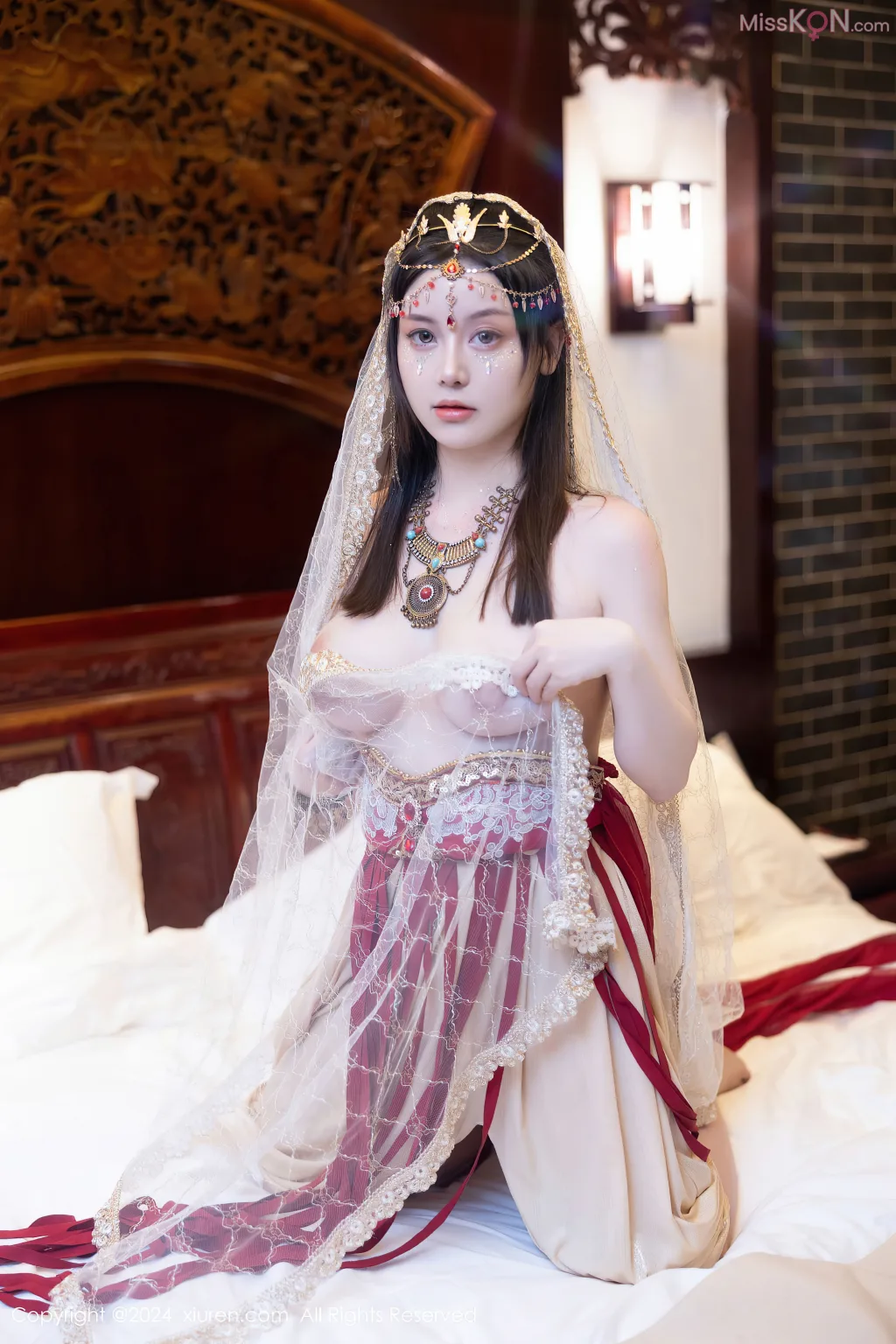 XIUREN No.8346 – 8355 (799 photos)
