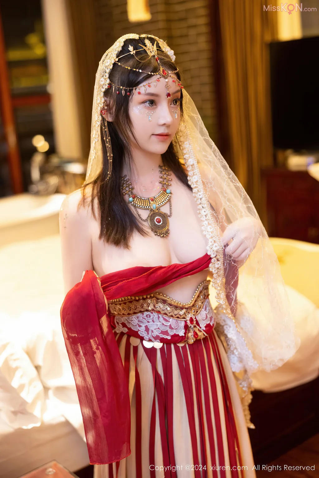 XIUREN No.8346 – 8355 (799 photos)